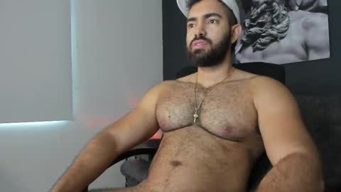 simon_leon01 online show from 5, 3, 2025