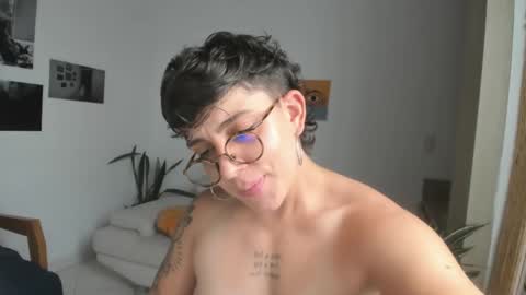 Sim. online show from 2, 12, 2024