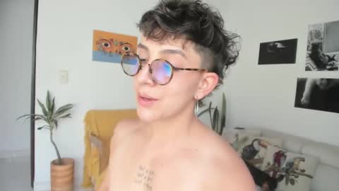 Sim. online show from 18, 1, 2025