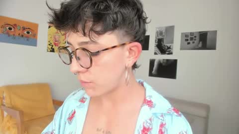 Sim. online show from 21, 1, 2025