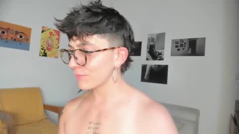 Sim. online show from 22, 1, 2025