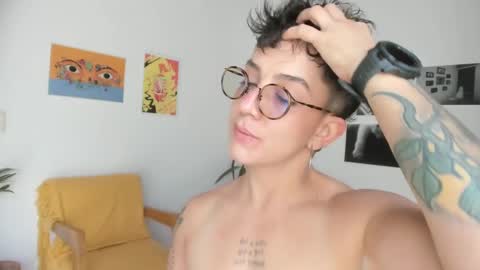 Sim. online show from 30, 1, 2025