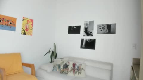 Sim. online show from 31, 1, 2025