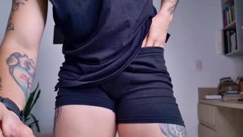 Sim. online show from 5, 10, 2025