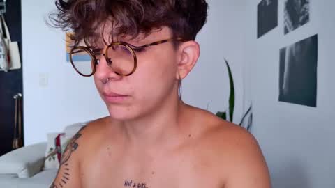 Sim. online show from 16, 10, 2025