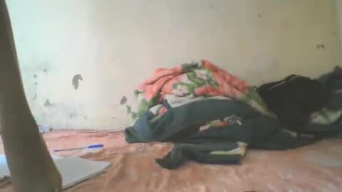 simonettee online show from 6, 11, 2025