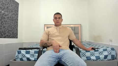 Snapshot of simonkeler chatting on 18, 3, 2026 SIMON KELER online show from 18, 3, 2026