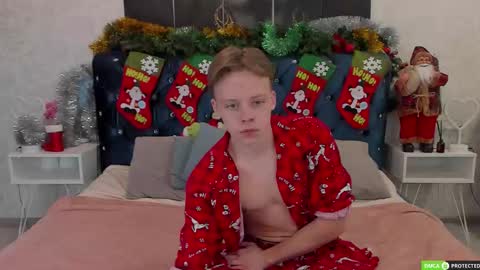 Snapshot of simonwarner chatting on 13, 1, 2026 Simon online show from 13, 1, 2026