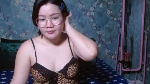 Snapshot of simply_niki chatting on 6, 1, 2026 zia online show from 6, 1, 2026