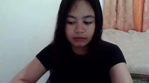 Snapshot of simplypretty_monica chatting on 8, 10, 2025 simplypretty_monica online show from 8, 10, 2025