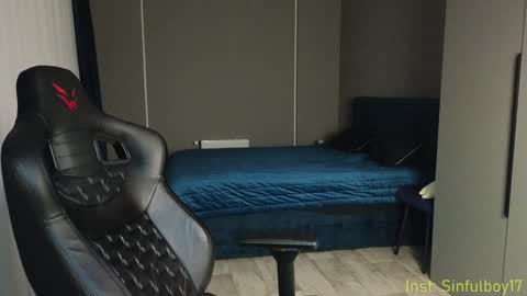 Snapshot of sinffuly chatting on 7, 2, 2025 Richard online show from 7, 2, 2025