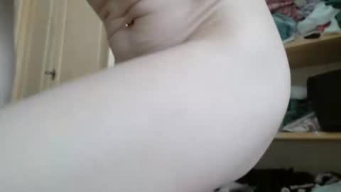 Snapshot of single_fox_4u chatting on 3, 8, 2026 Lina online show from 3, 8, 2026