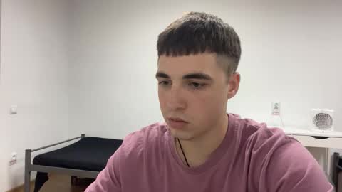 Snapshot of sinnglesexsex chatting on 8, 10, 2025 Dan online show from 8, 10, 2025