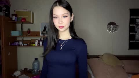 Emma online show from 4, 12, 2025