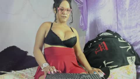 Sirena Fuentes online show from 19, 4, 2026
