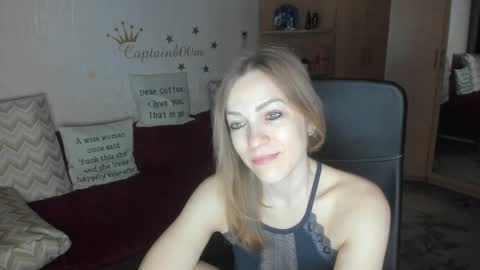 sirenasilk online show from 2, 12, 2025