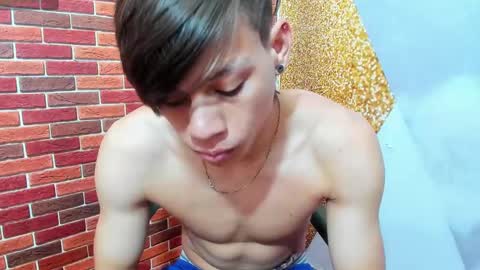 SIR RYANT online show from 1, 3, 2025