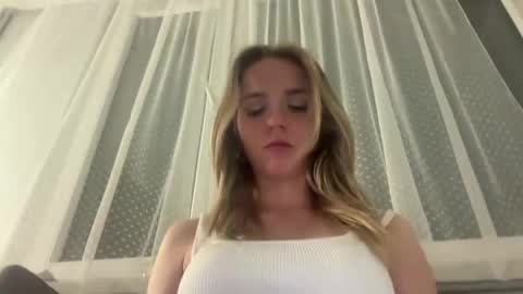 Sisi Bunny online show from 11, 5, 2026