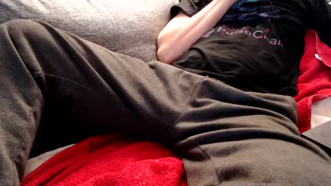 looking for older male ore female to use me sexually and be good to me ahhhhh online show from 6, 1, 2025