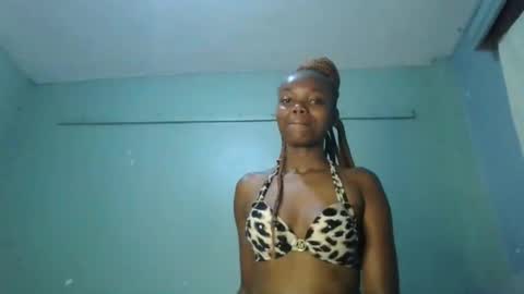 Snapshot of skarletblue chatting on 24, 9, 2025 Skarlet online show from 24, 9, 2025