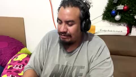 Snapshot of skinhell chatting on 25, 1, 2025 Elias online show from 25, 1, 2025