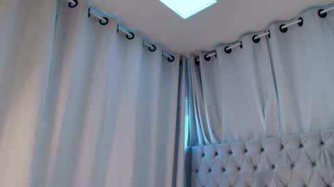 Snapshot of skinny_alice chatting on 29, 6, 2026 Alice GMT 2 Mon Tues Thur Fri Sun 0300am-0900am online show from 29, 6, 2026