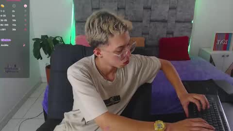 skinny_bigcock20 online show from 20, 11, 2025