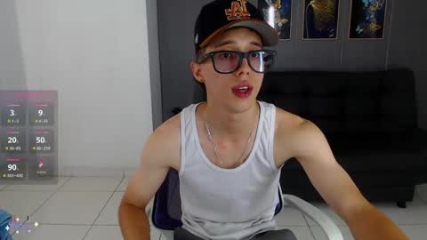 Snapshot of skinny_bigcock20 chatting on 16, 5, 2026 skinny_bigcock20 online show from 16, 5, 2026