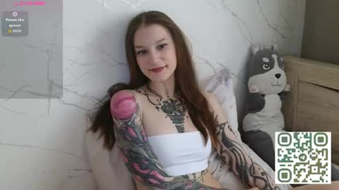 Snapshot of skinny_littledevil chatting on 4, 7, 2026 Skinny littledevil online show from 4, 7, 2026