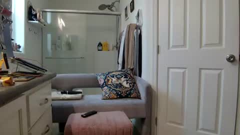 skinnyasianmilf online show from 20, 7, 2026