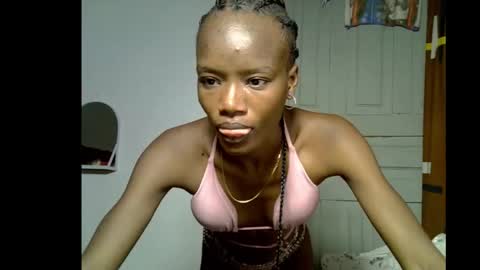 Snapshot of skinnybeauty1 chatting on 10, 1, 2026 Linda independent model online show from 10, 1, 2026