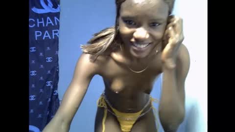 Snapshot of skinnybeauty1 chatting on 24, 2, 2026 Linda independent model online show from 24, 2, 2026