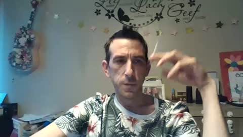 Snapshot of skinnybigcock2 chatting on 25, 7, 2026 SkinnyBigCock2 online show from 25, 7, 2026