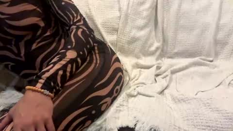 skinnydirtycouple online show from 27, 7, 2026