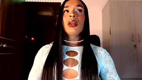 jesica online show from 25, 4, 2026
