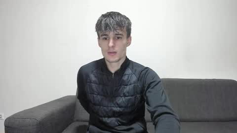 skinnyguywithbigd online show from 13, 1, 2025