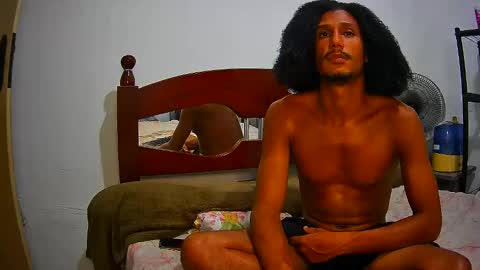 Skinny Latin Man online show from 15, 2, 2025