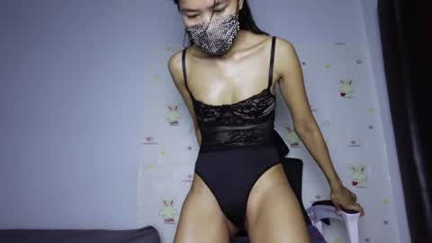 Snapshot of skinnythai4u chatting on 6, 5, 2026 skinnythai4u online show from 6, 5, 2026