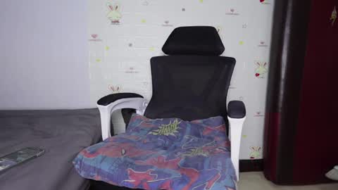 Snapshot of skinnythai4u chatting on 22, 5, 2026 skinnythai4u online show from 22, 5, 2026