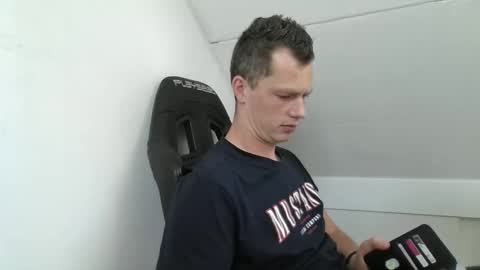 Snapshot of skippyhihi chatting on 28, 9, 2025 skippyhihi online show from 28, 9, 2025