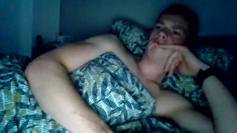 Snapshot of skippyhihi chatting on 2, 10, 2025 skippyhihi online show from 2, 10, 2025