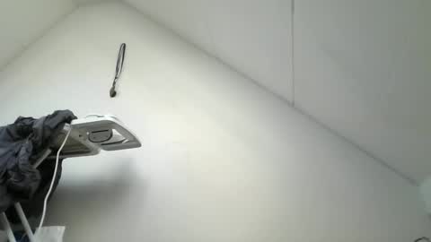 Snapshot of skippyhihi chatting on 20, 10, 2025 skippyhihi online show from 20, 10, 2025