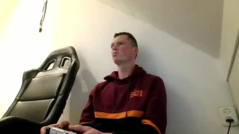 Snapshot of skippyhihi chatting on 22, 10, 2025 skippyhihi online show from 22, 10, 2025