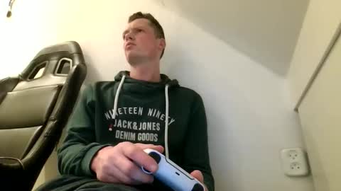 Snapshot of skippyhihi chatting on 29, 10, 2025 skippyhihi online show from 29, 10, 2025