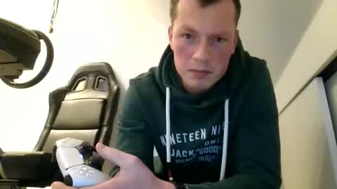 Snapshot of skippyhihi chatting on 30, 10, 2025 skippyhihi online show from 30, 10, 2025