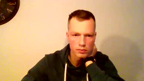 Snapshot of skippyhihi chatting on 31, 10, 2025 skippyhihi online show from 31, 10, 2025