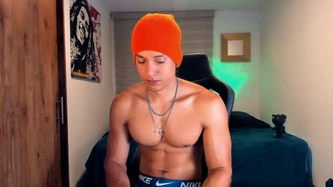 Liam Vokov online show from 31, 1, 2025