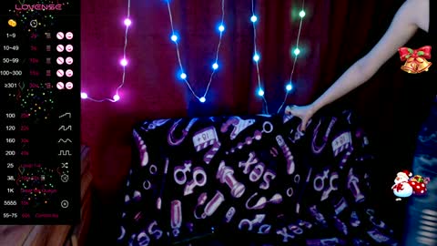 Iska Im genderfluid theyheshenot use ht have reasons and Mia my t-gf sheher online show from 21, 12, 2024