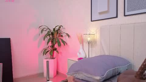 sky_johnson_ online show from 14, 7, 2026