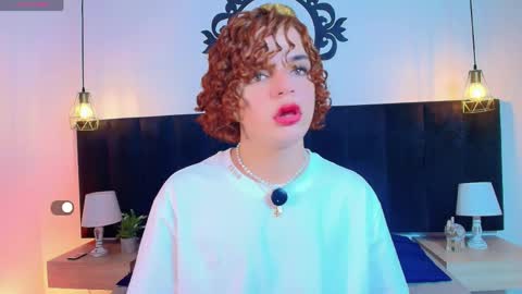 Snapshot of skyee_angel chatting on 17, 4, 2026 Angel online show from 17, 4, 2026